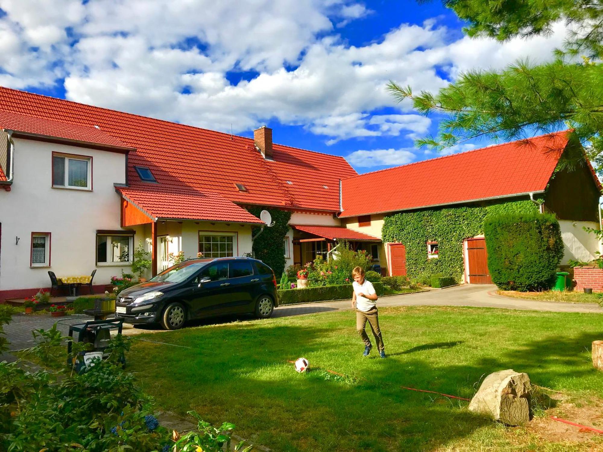 Top-Moderne Ferienwohnung Und Apartments Auf Frueherem Wunderschoenen Bauernhof Im Elbe-Elster-Kreis In Brandenburg Bei Herzberg-Elster, Schoenewalde, Holzdorf Luaran gambar